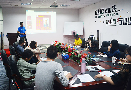 <a href='/product/product-0001,0007.shtml' class='keys' title='點擊查看關于泳池設備的相關信息' target='_blank'>泳池設備</a>廠家