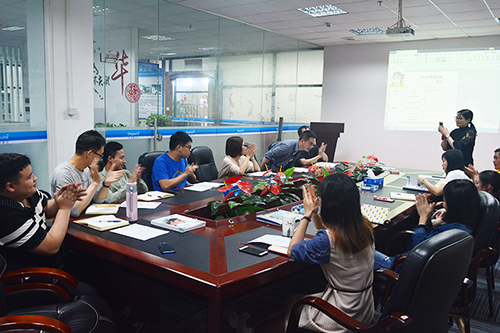 游<a href='/product/product-0001,0007.shtml' class='keys' title='點擊查看關于泳池設備的相關信息' target='_blank'>泳池設備</a>