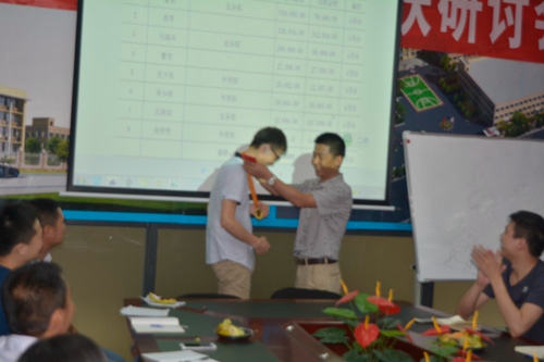 <a  class='keys' title='點(diǎn)擊查看關(guān)于整體泳池建設(shè)的相關(guān)信息' target='_blank'>整體泳池建設(shè)</a>