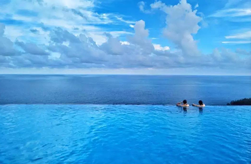 無(wú)邊際泳池