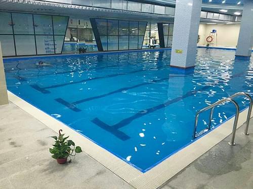 重慶得康健身俱樂(lè)部拆裝式恒溫泳池工程